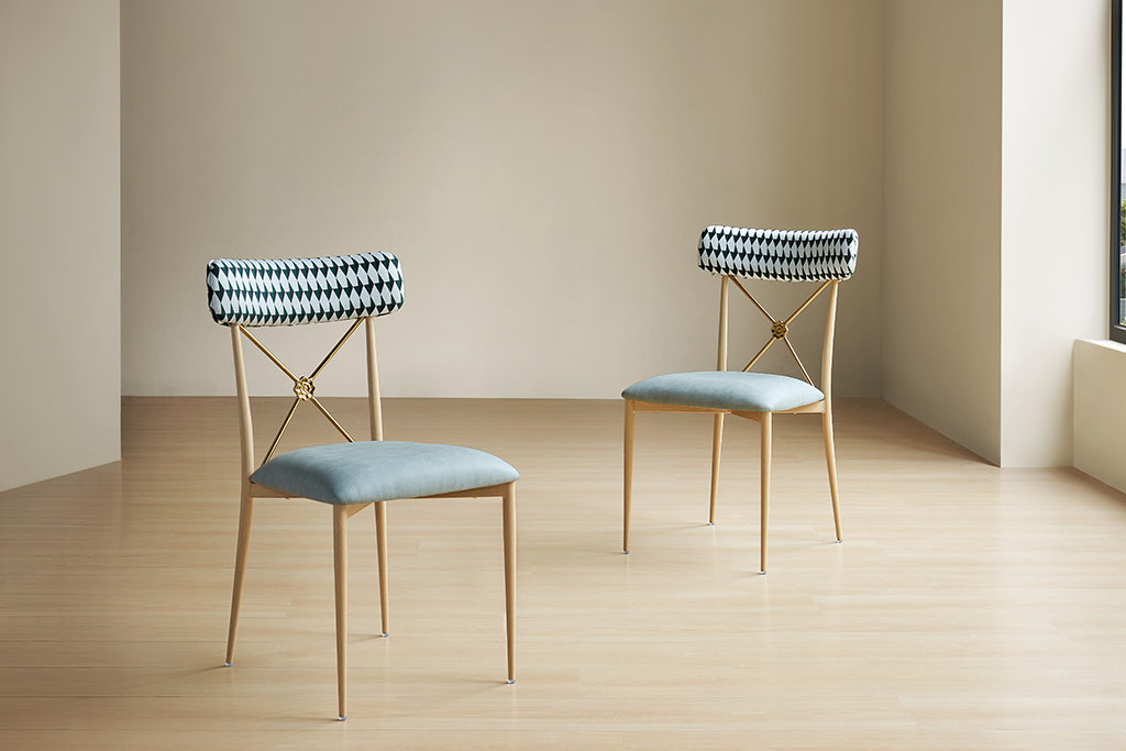 Að velja borðstofustóla fyrir heimilisaðstoð: Leiðbeiningar um öldrunarvæn sæti 2