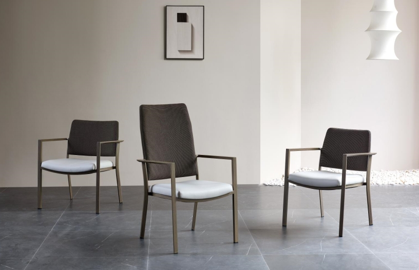 Το μόνο που χρειάζεται να γνωρίζετε για καναπέδες υψηλού καθίσματος για τους ηλικιωμένους 1