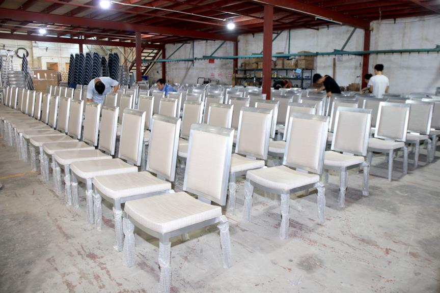 څنګه کول Yumeya د بیچ ښه کیفیت کرسۍ تولید کړئ؟ 2