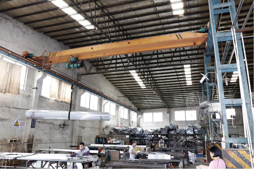 څنګه کول Yumeya د بیچ ښه کیفیت کرسۍ تولید کړئ؟ 3