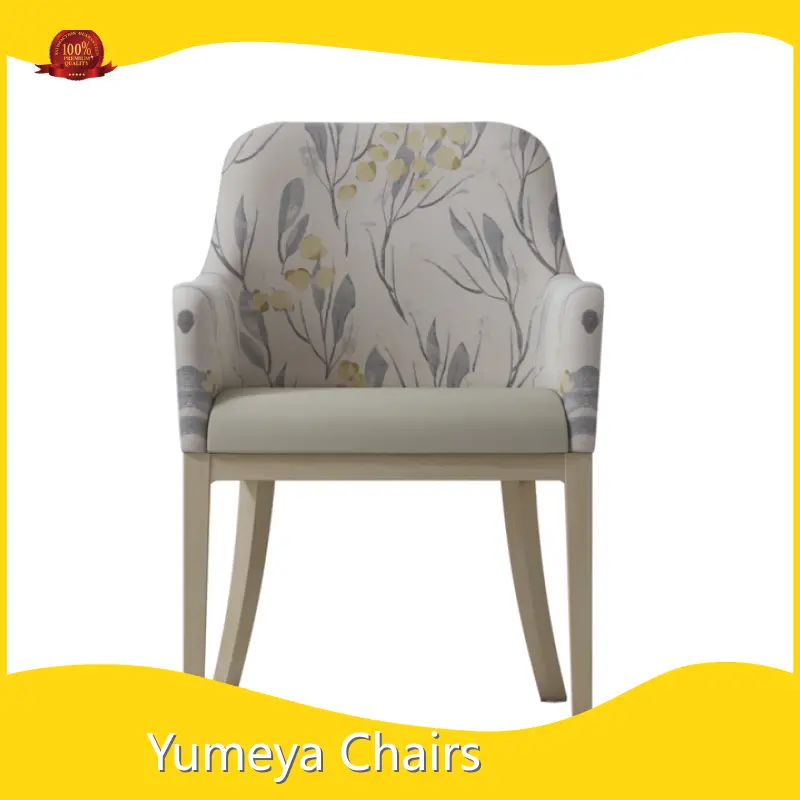 Yumeya Cathedra Armchairs ad triclinium 1