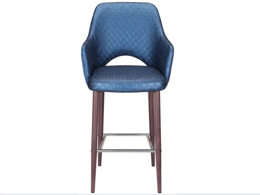 Big Chairs for Wedding: Making a Statement with Seating 1
