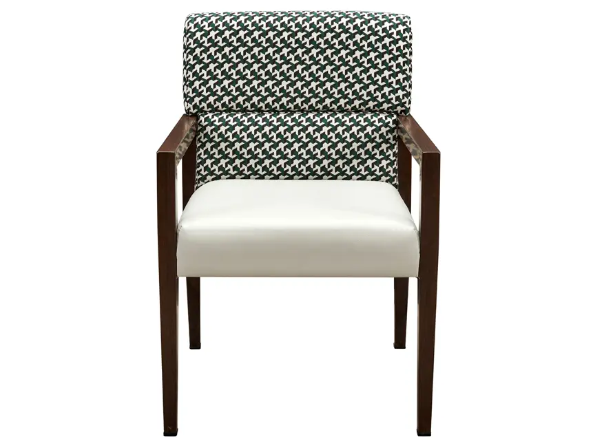 Chair Marriage Hall: Balancing Comfort and Elegance 1