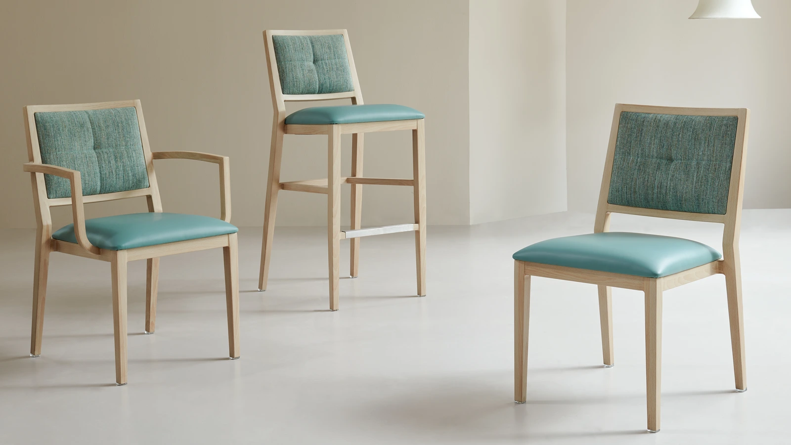 Osisi ọgbara ọhụrụ anya Aluminom iri nri Barstool nkwekọrịta YG7189 Yumeya 1