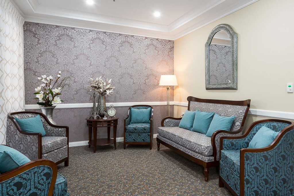 Het delen van samenwerkingsgevallen tussen Yumeya en Portofino Hamilton 1