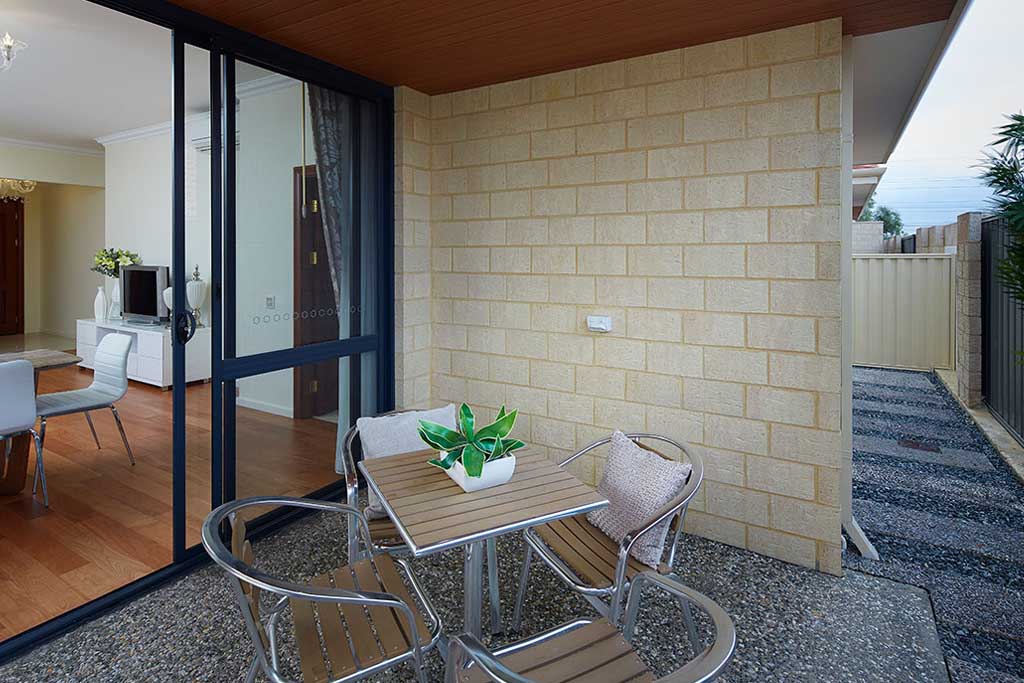 AUBIN GROVE REGENTS GARDEN BUNGALOWS1 4